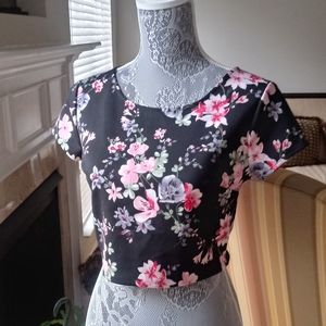 Express Black Floral Crop Top